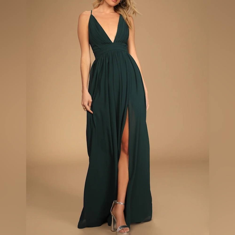 Lulus Forest Green Chiffon Maxi Dress Pleated V Neck Strappy Back NWT Size M